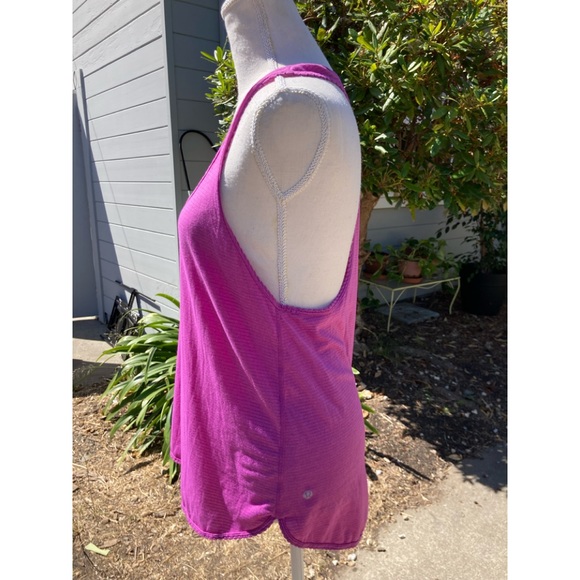 Lululemon 105F Singlet Lightweight Racerback for Yoga Tank in Dark Pink Size 4-6 - Picture 4 of 11